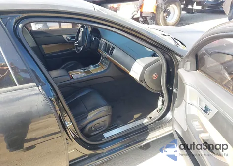 2010 Jaguar Xf Supercharged from USA, damaged, VIN SAJWA0HEXAMR77665